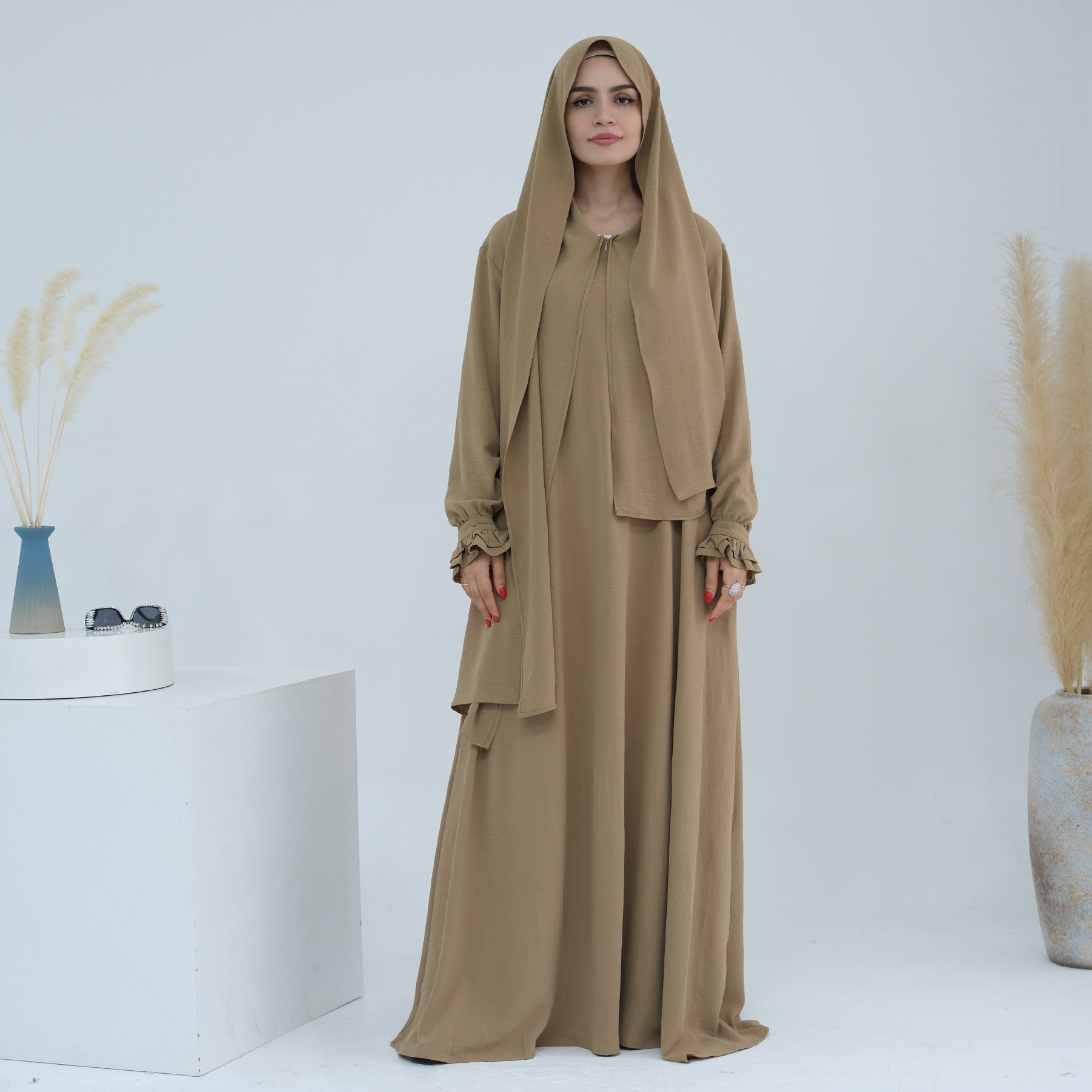 LR709  Elegant solid color dress two-piece set (abaya + hijab)