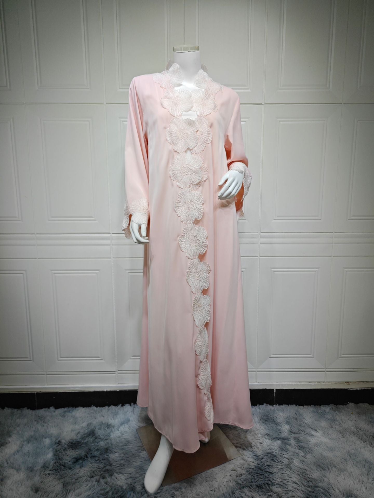 MQ242  Elegant Floral Appliqué Cardigan Abaya for Women