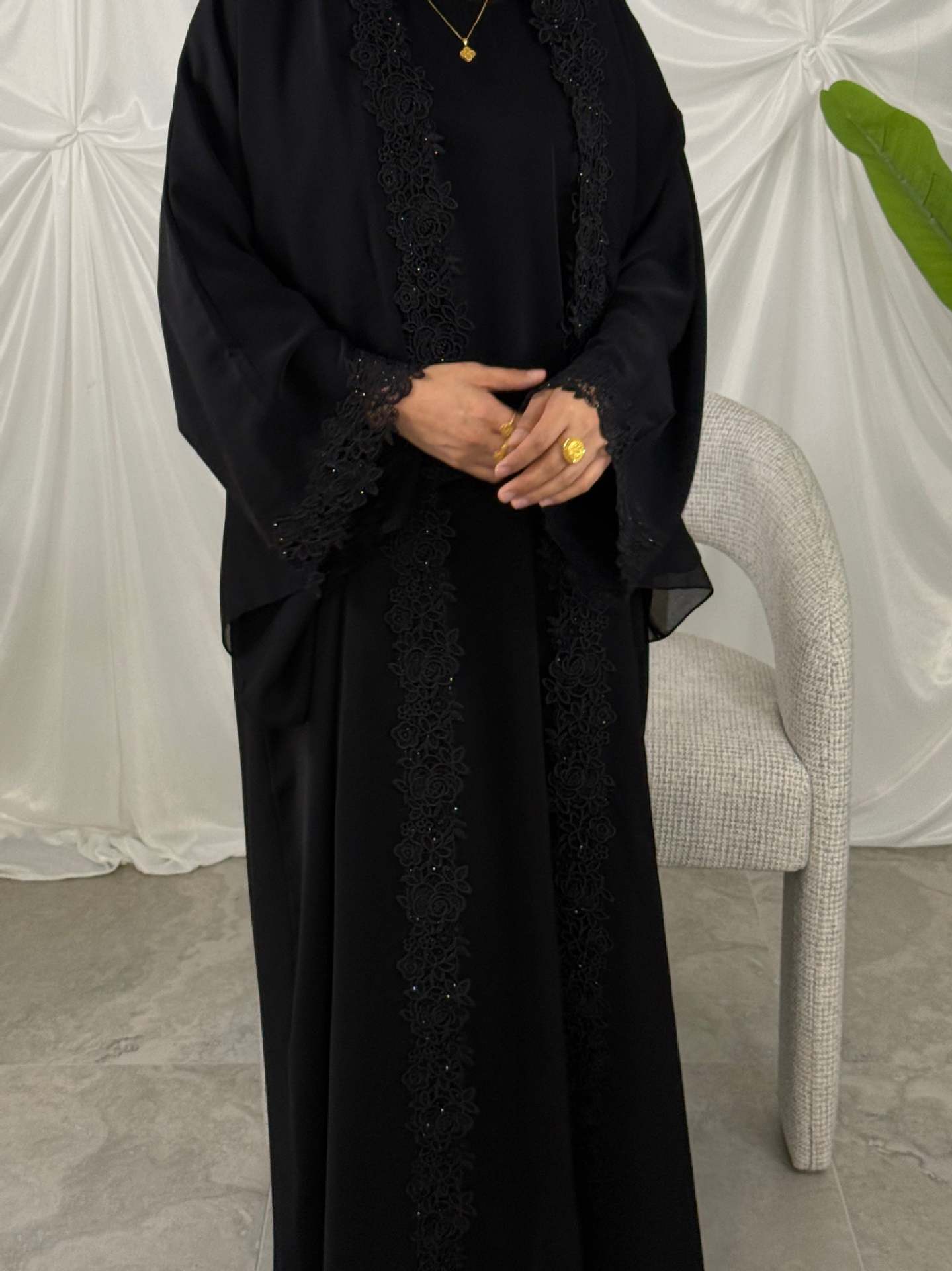 LR1191  Plain Nida Gold Foil Lace Open Abaya + Inner Layer + Hijab Set