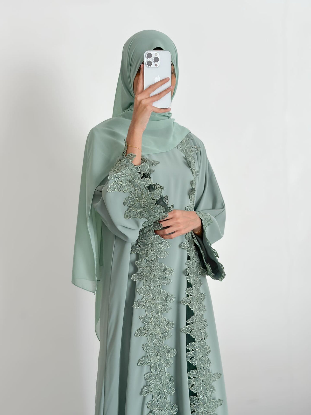 LR1184  Lace Splicing Cardigan and Inner Dress
