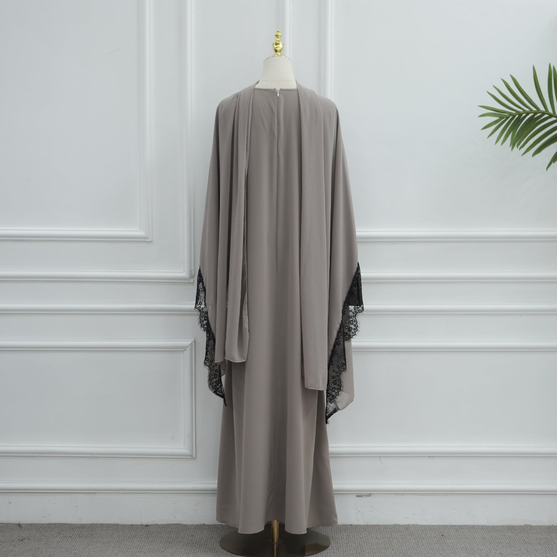 LR1175  Lace-paneled plus size loose fit dress + hijab 2-piece set