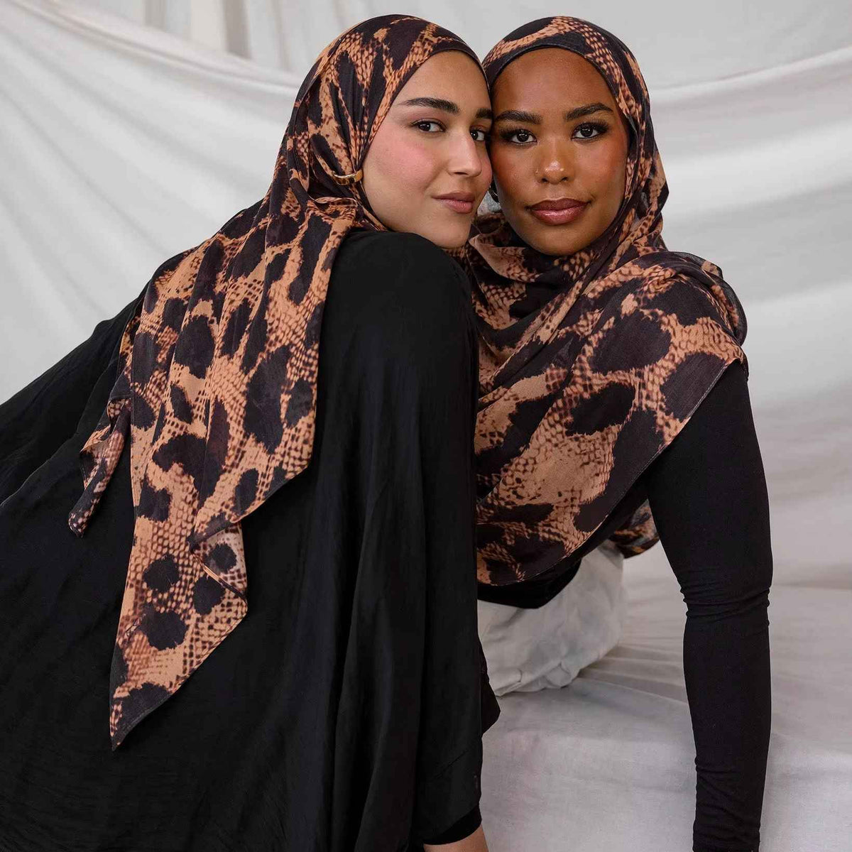 Printed Double-Sided Modal Hijab Modal? - Product Photo