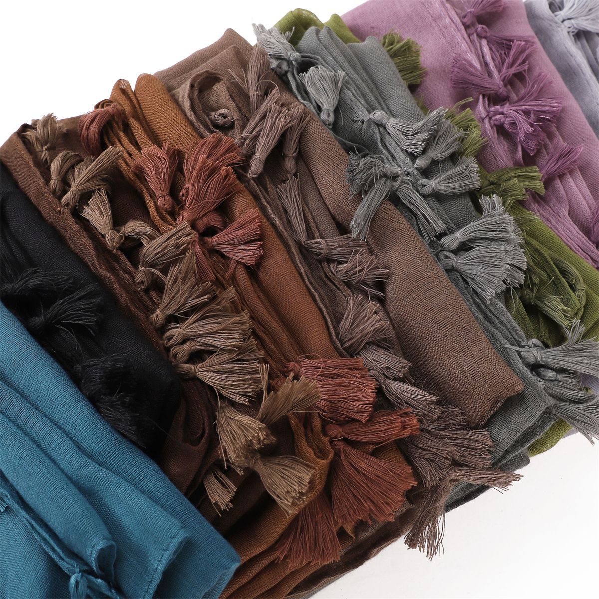 ND06  Plain Polyester Flat-Finish Tassel-End Hijab