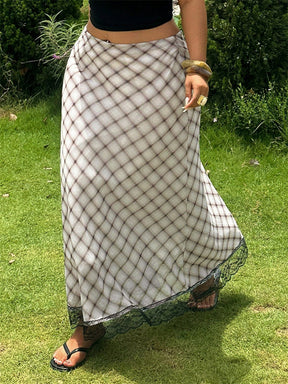 DM3351  Elastic-Waist Diamond Pattern Polyester Lace-Trim Maxi Skirt