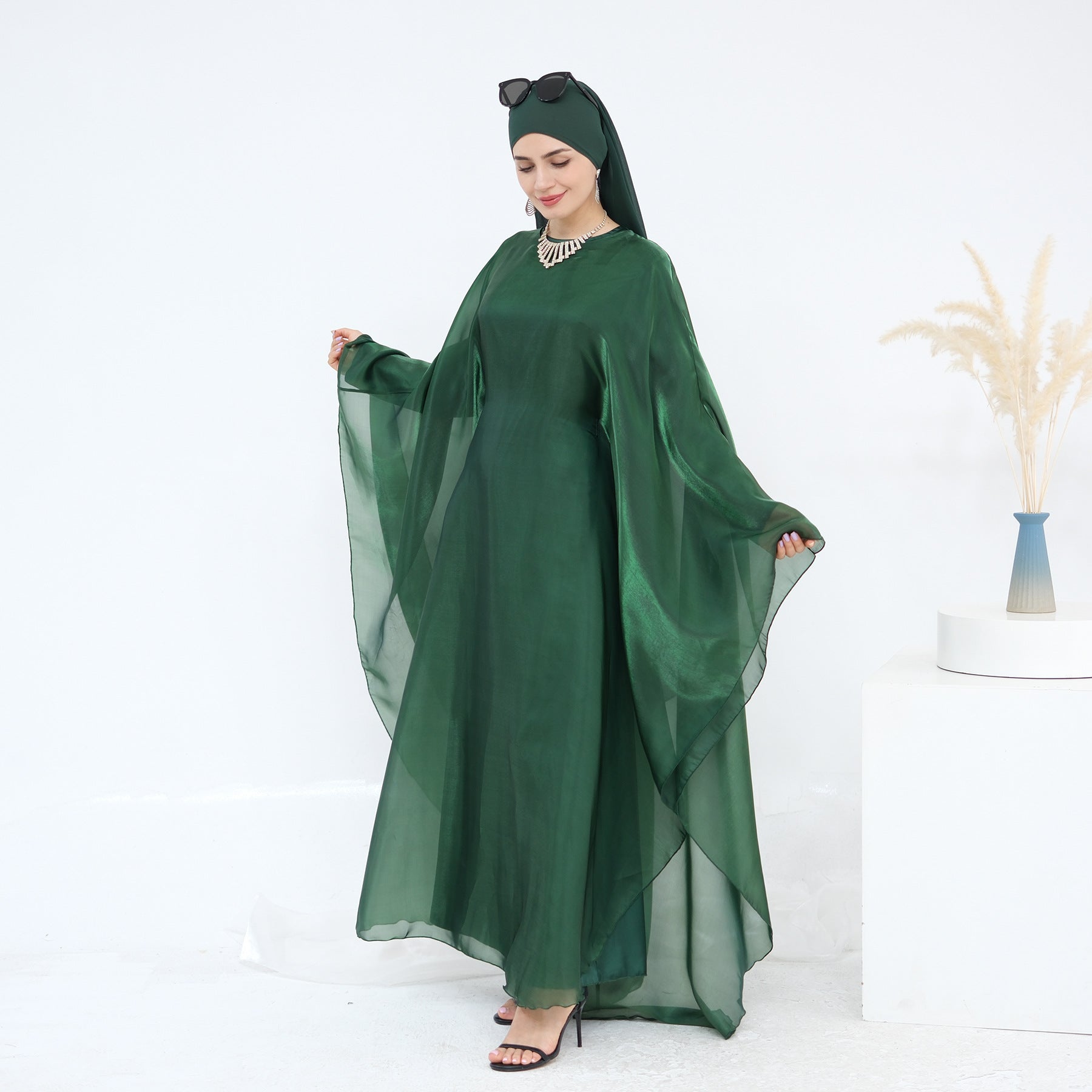 LR943+LR944  Plain elegant dress + inner + hijab set