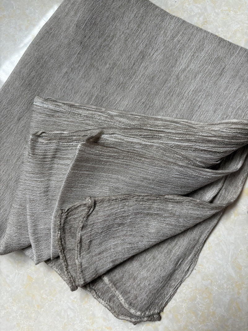 WJ009  Crinkled Rayon Scarf with All-Edges Stitched