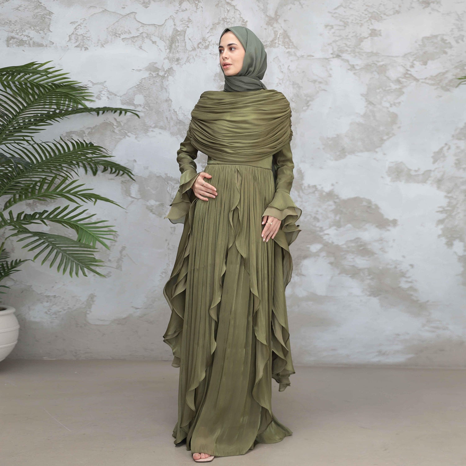 LR1169  Double-layer waist dress – no hijab