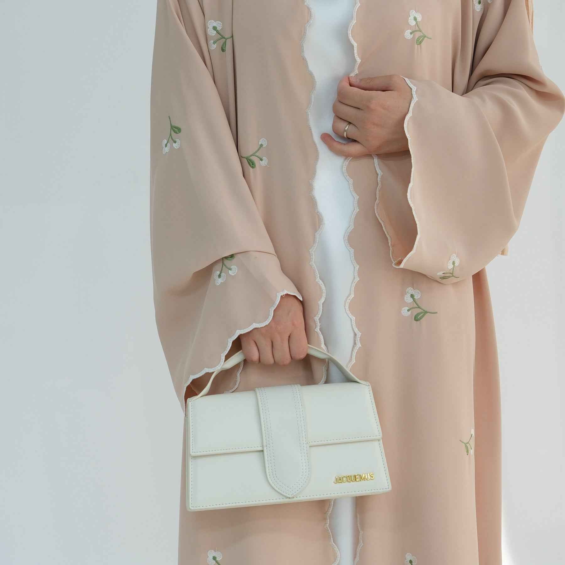 LR881  Elegant Floral Embroidery Lace Cardigan