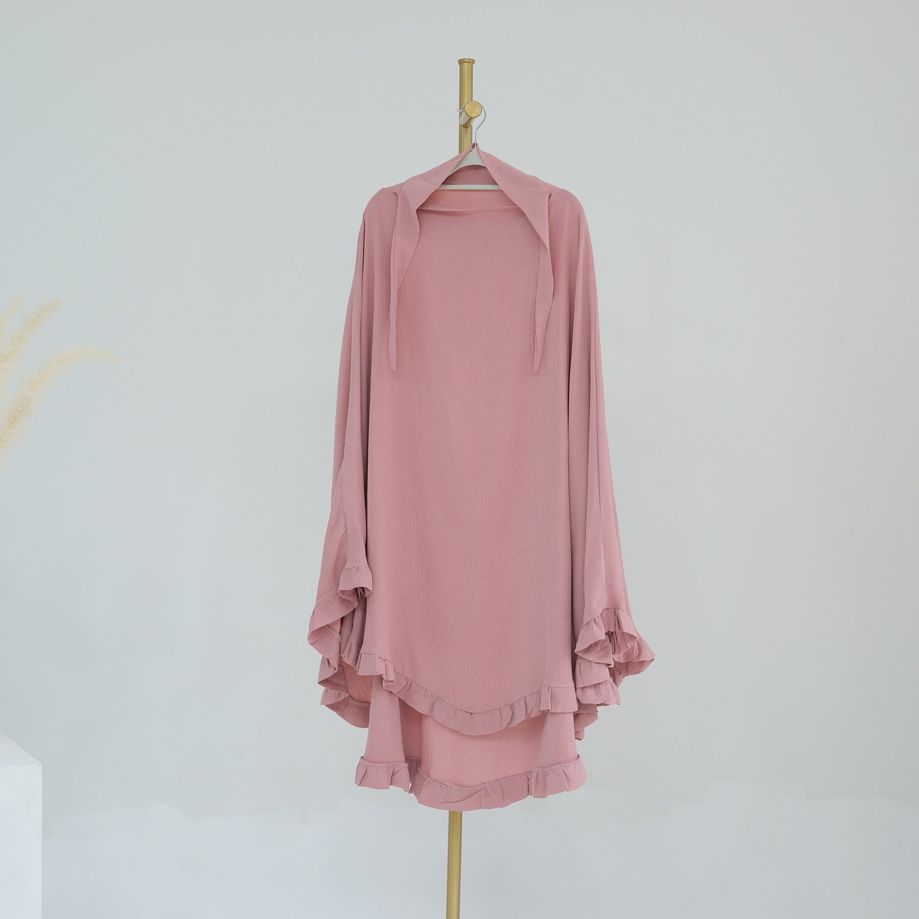 HJ912  Plain Polyester Ruffle Wide-Drape Hijab