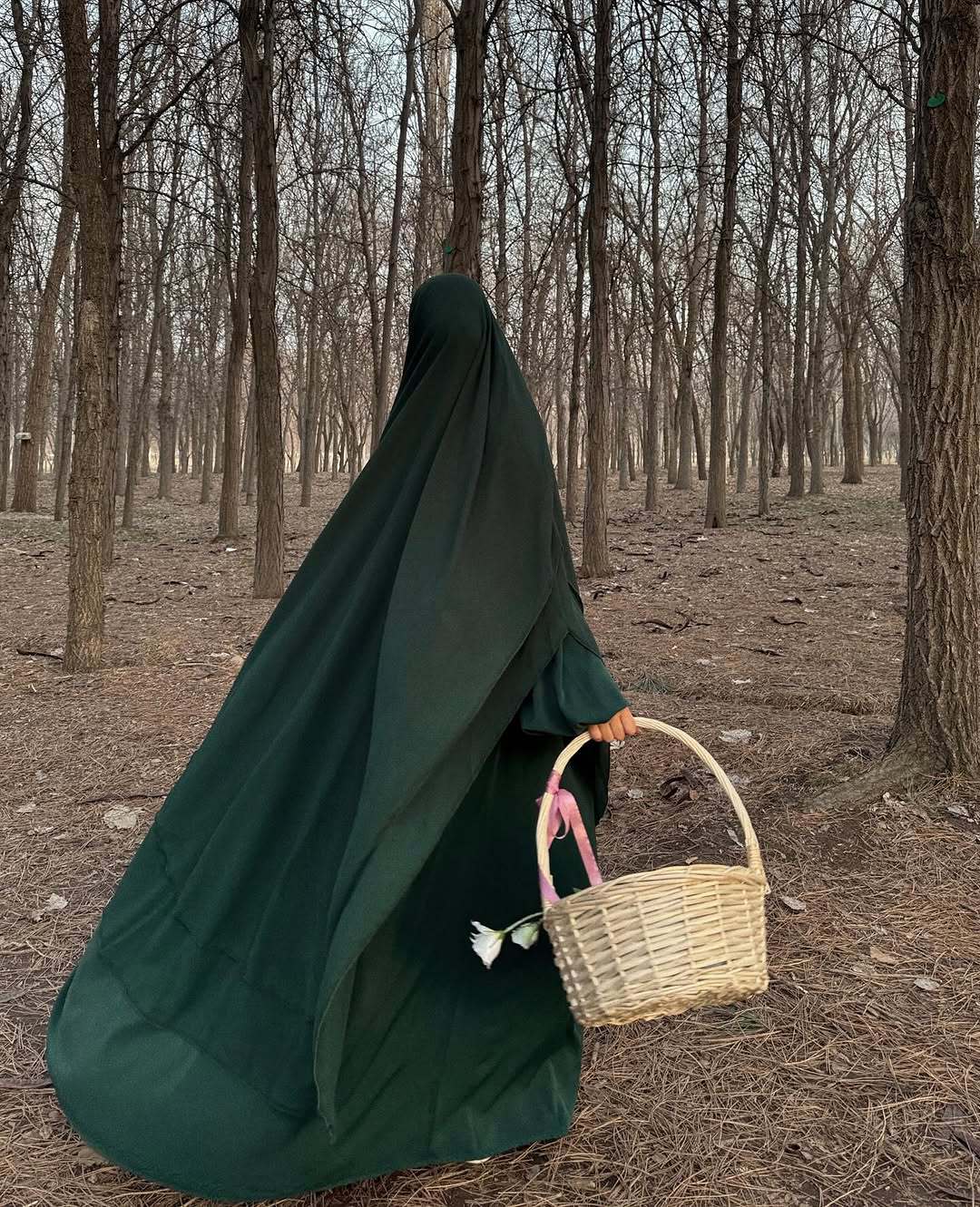 LN1027   Solid color chiffon large swing headscarf