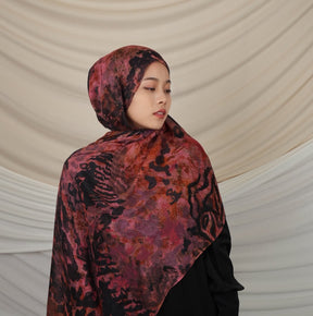 VI010 Modal Leopard Print Hijab Scarf - Stylish and Versatile Accessory