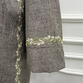 LR1153  Exquisite plus size embroidered cardigan