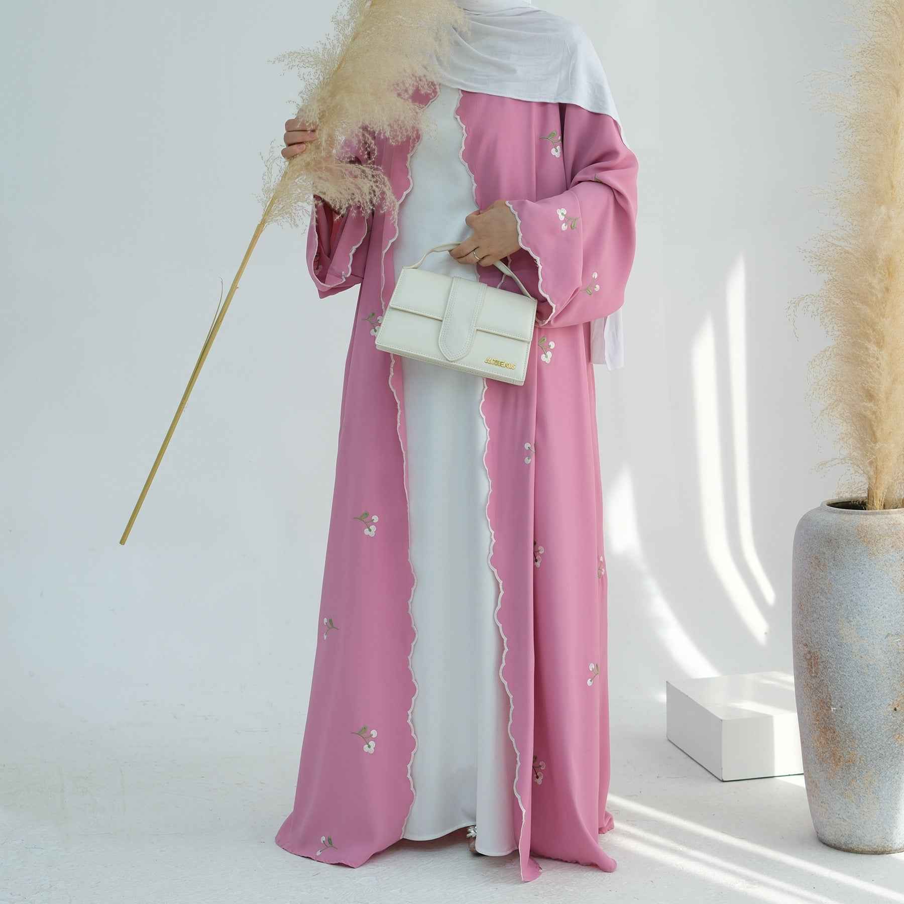 LR881  Elegant Floral Embroidery Lace Cardigan