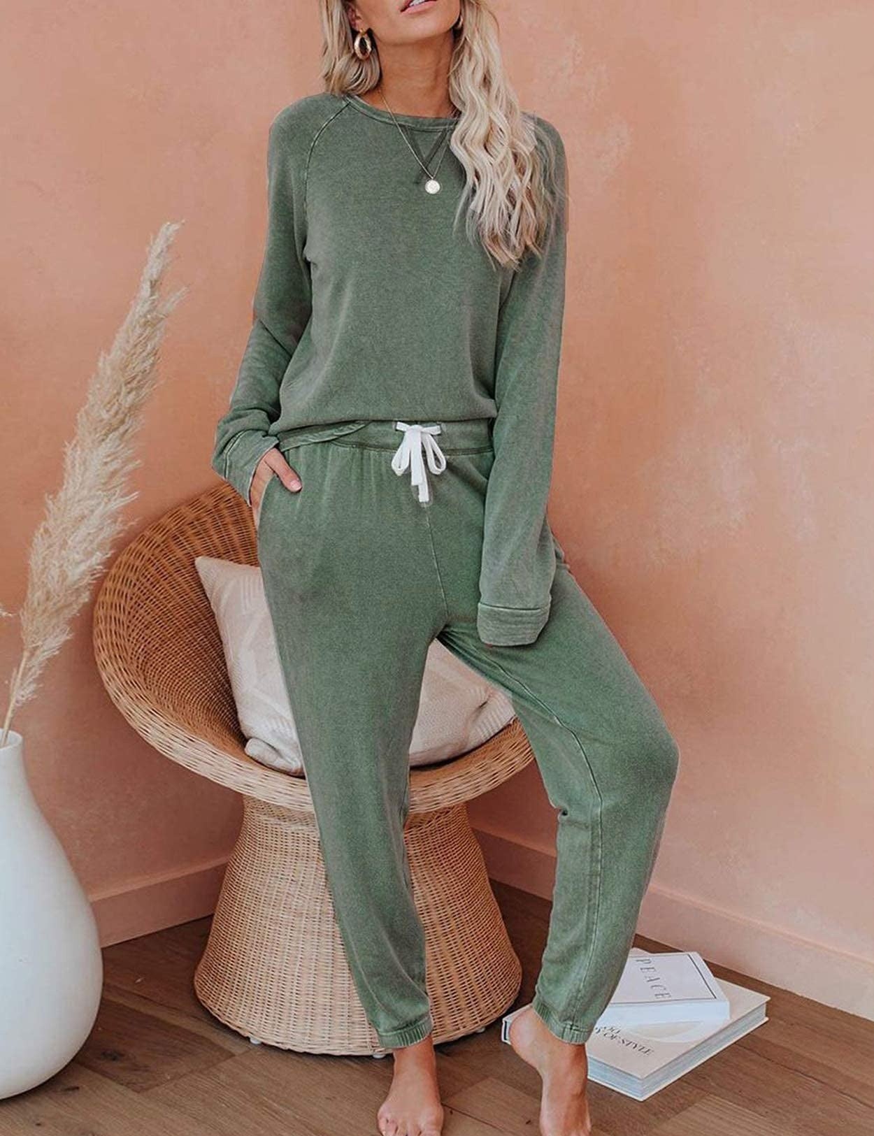 11081 Autumn and winter two-piece casual home long-sleeved T-shirt and pants