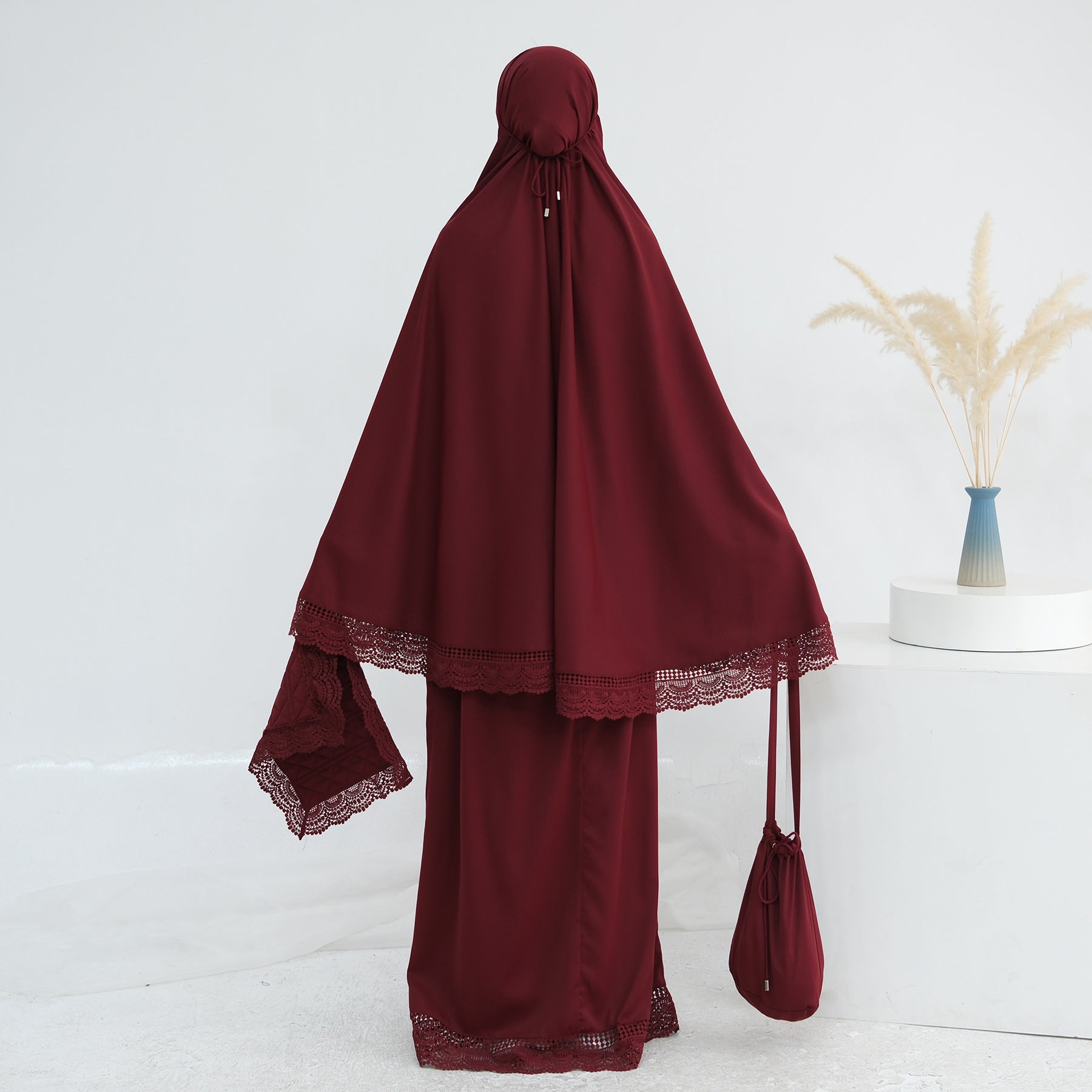 LR957  4-Piece Prayer Mat Storage Bag Lace Hijab & Skirt Set