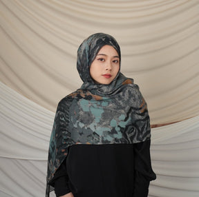 VI010 Modal Leopard Print Hijab Scarf - Stylish and Versatile Accessory