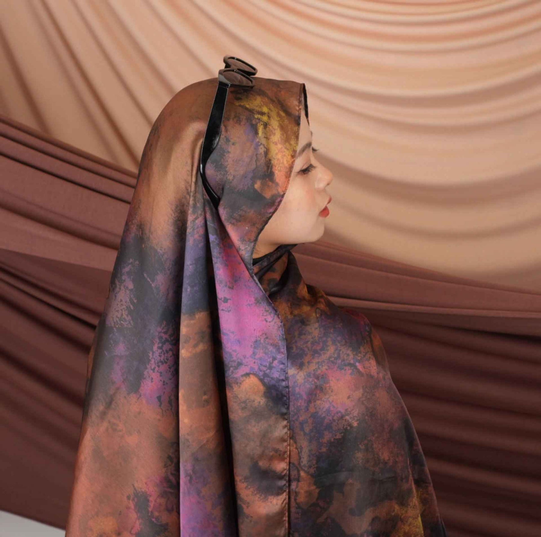 ST010  Imitation silk printed hijab