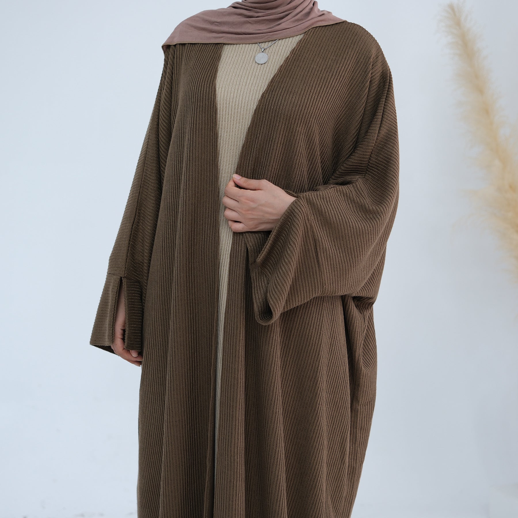 LR911  Winter Loose-Fitting Heavyweight Jersey Abaya-Outerwear Only