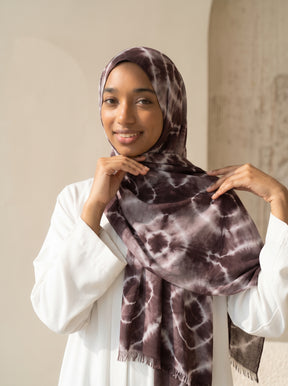 SS013  Modal Tie-Dye Printed Hijab with Short Fringe Ends