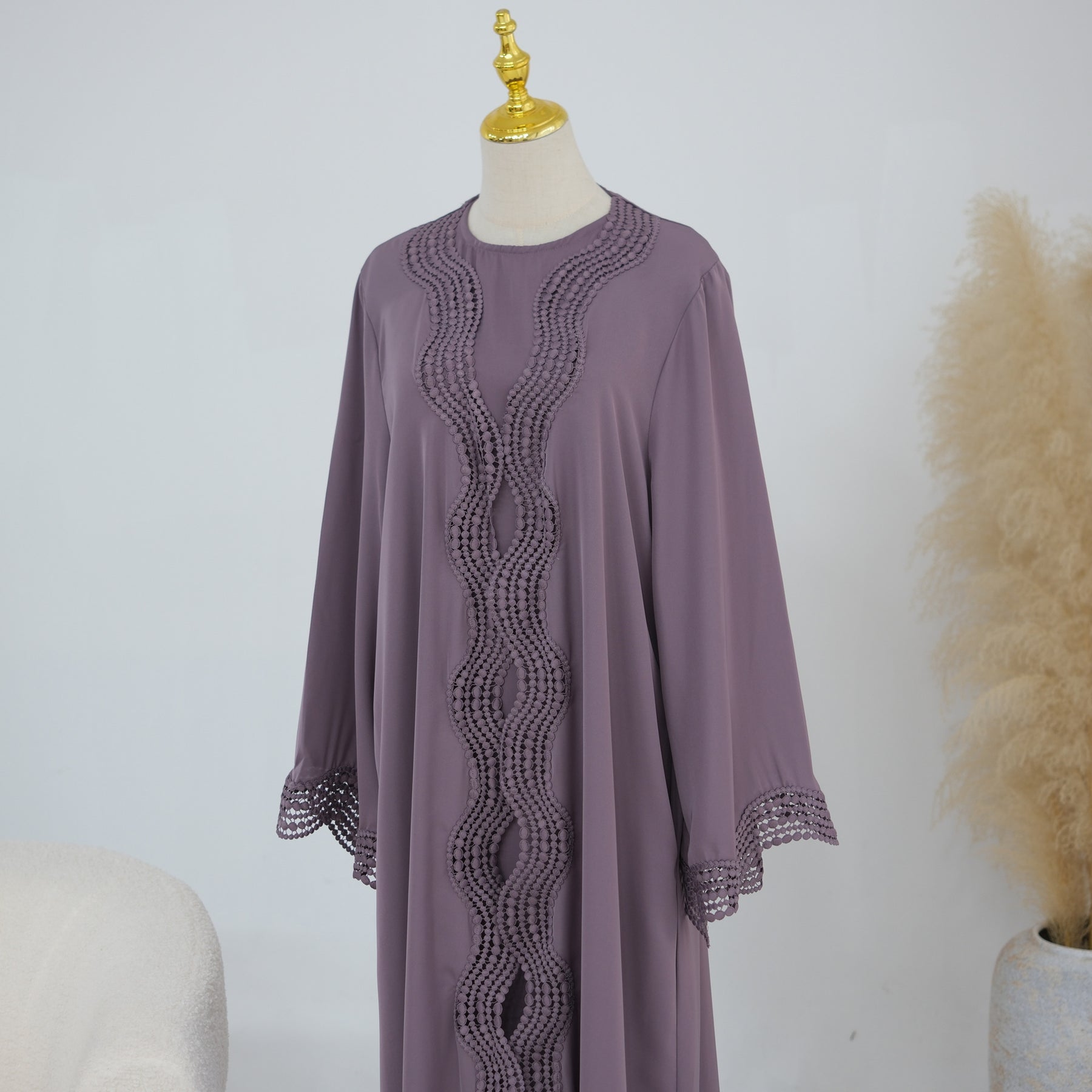 LR1183  Plus Size Wavy Lace Nida Cardigan + Inner Layer Set