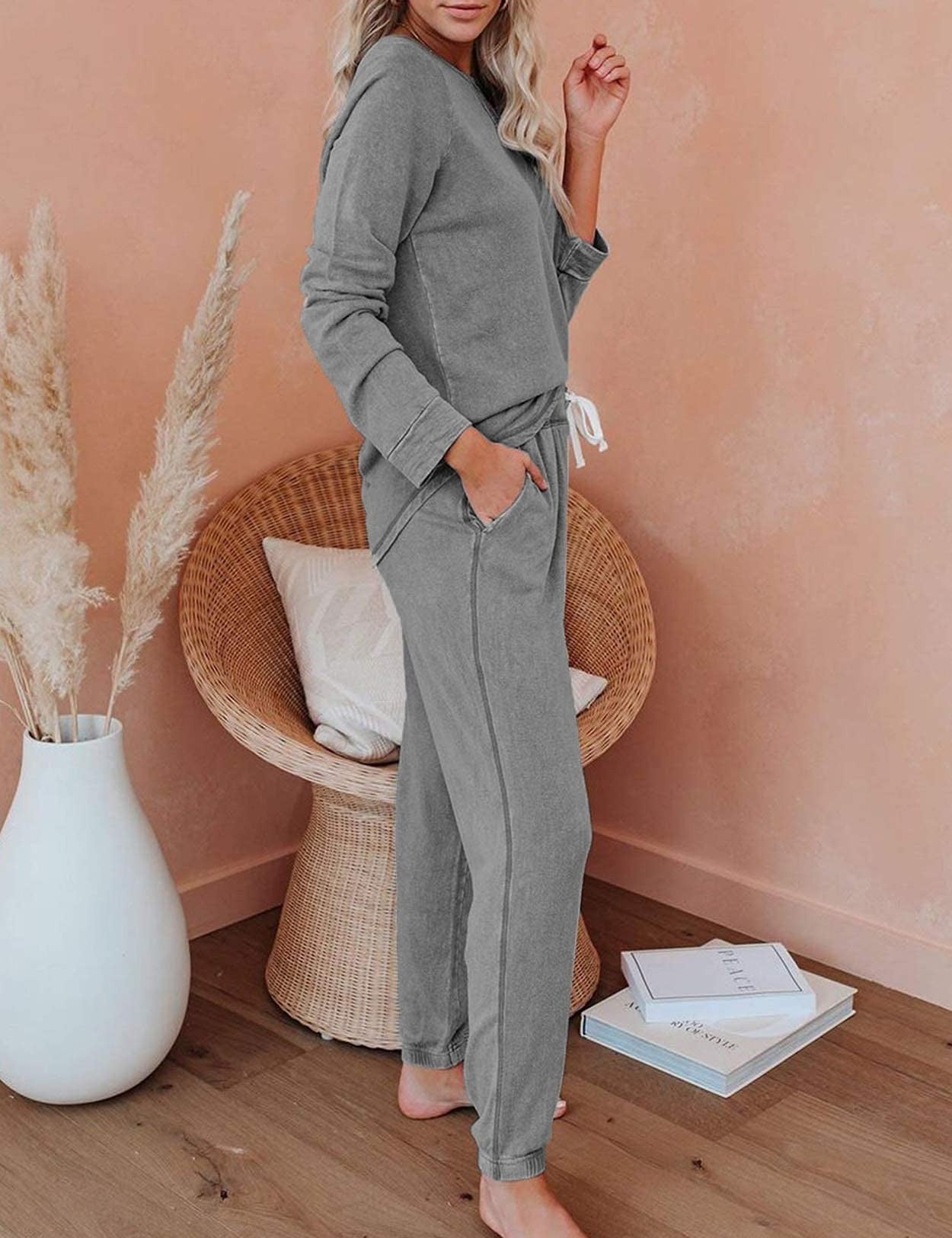 11081 Autumn and winter two-piece casual home long-sleeved T-shirt and pants