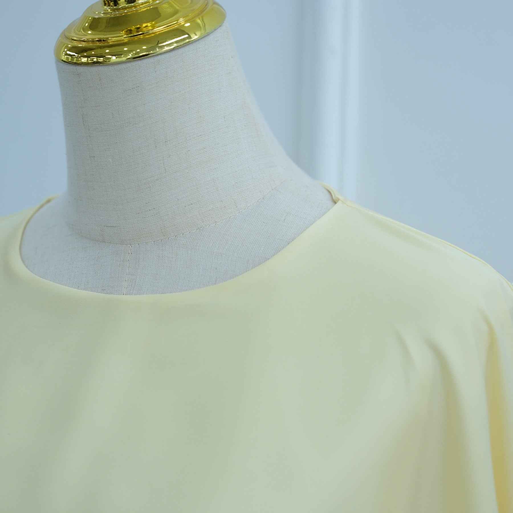 LR1134 Exquisite Pearl-Embellished Abaya – Opulent Craftsmanship, Timeless Elegance