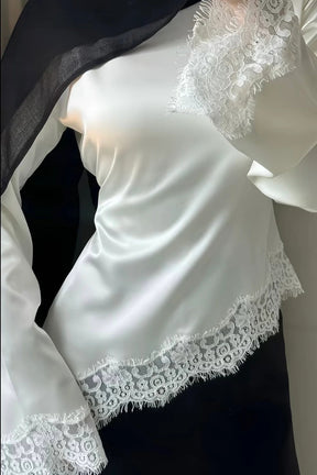 B3788  Round Neck Plain Long Sleeve Irregular Hem Lace Trim Base Layer Top