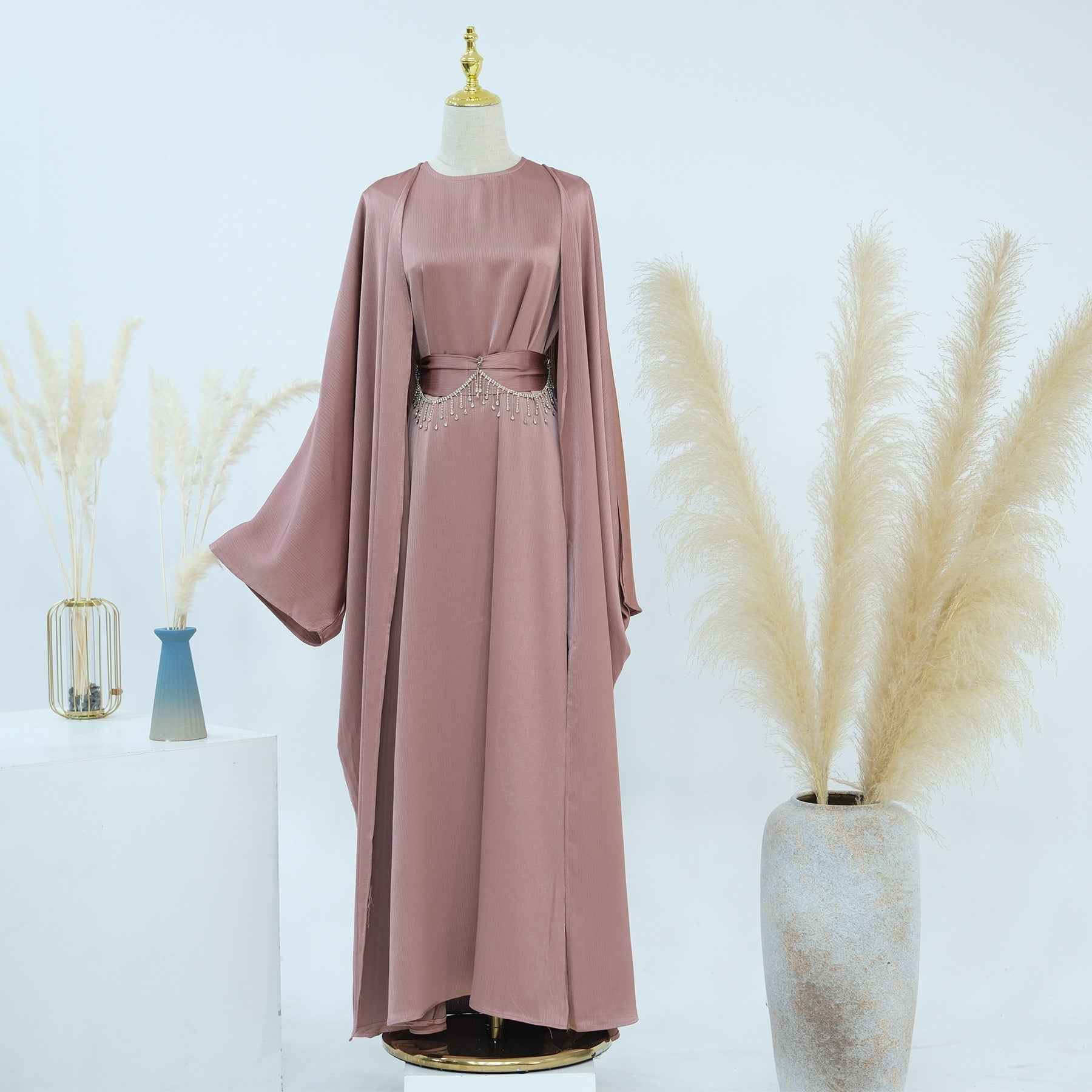 LR806  Elegant Abaya Two-Piece Set + Crystal Chain