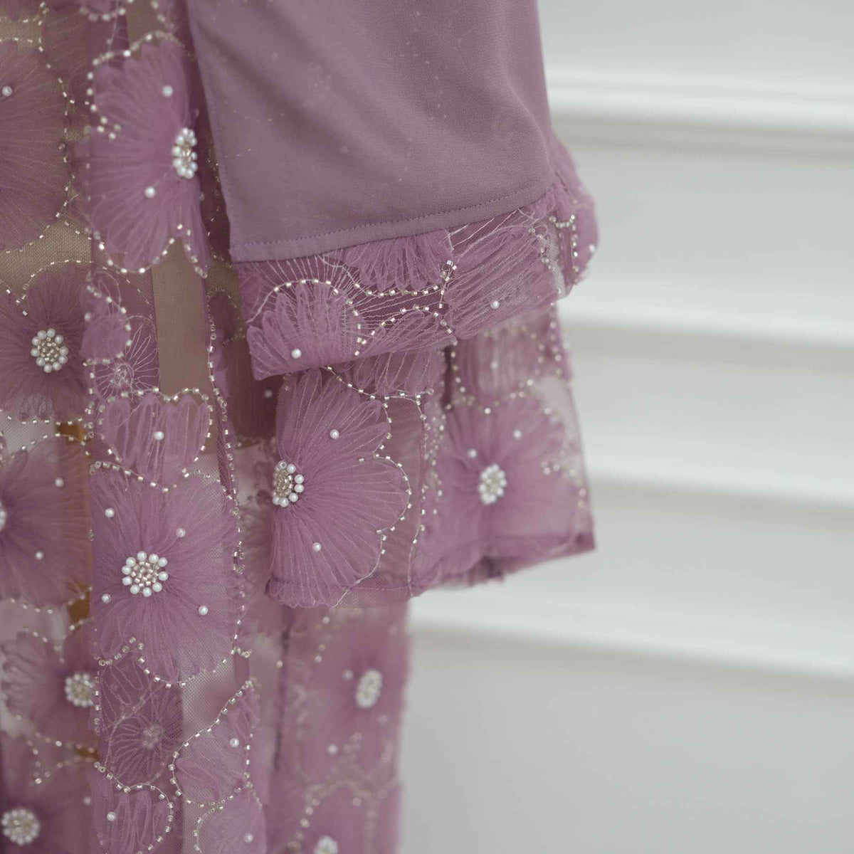 LR1069  3D Floral Beaded Cardigan Abaya