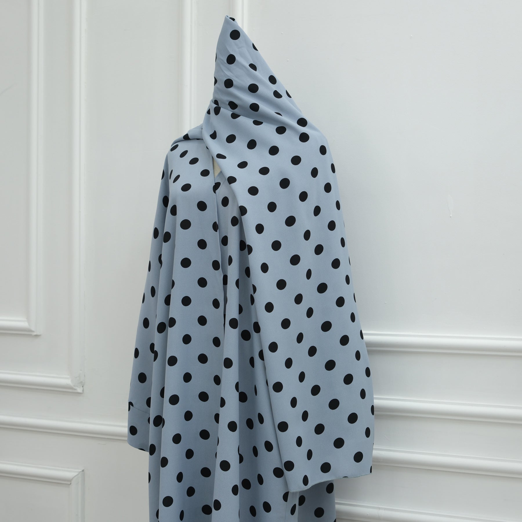 LR1119  Women's Vibrant Polka Dot Cardigan & Hijab 2-Piece Set