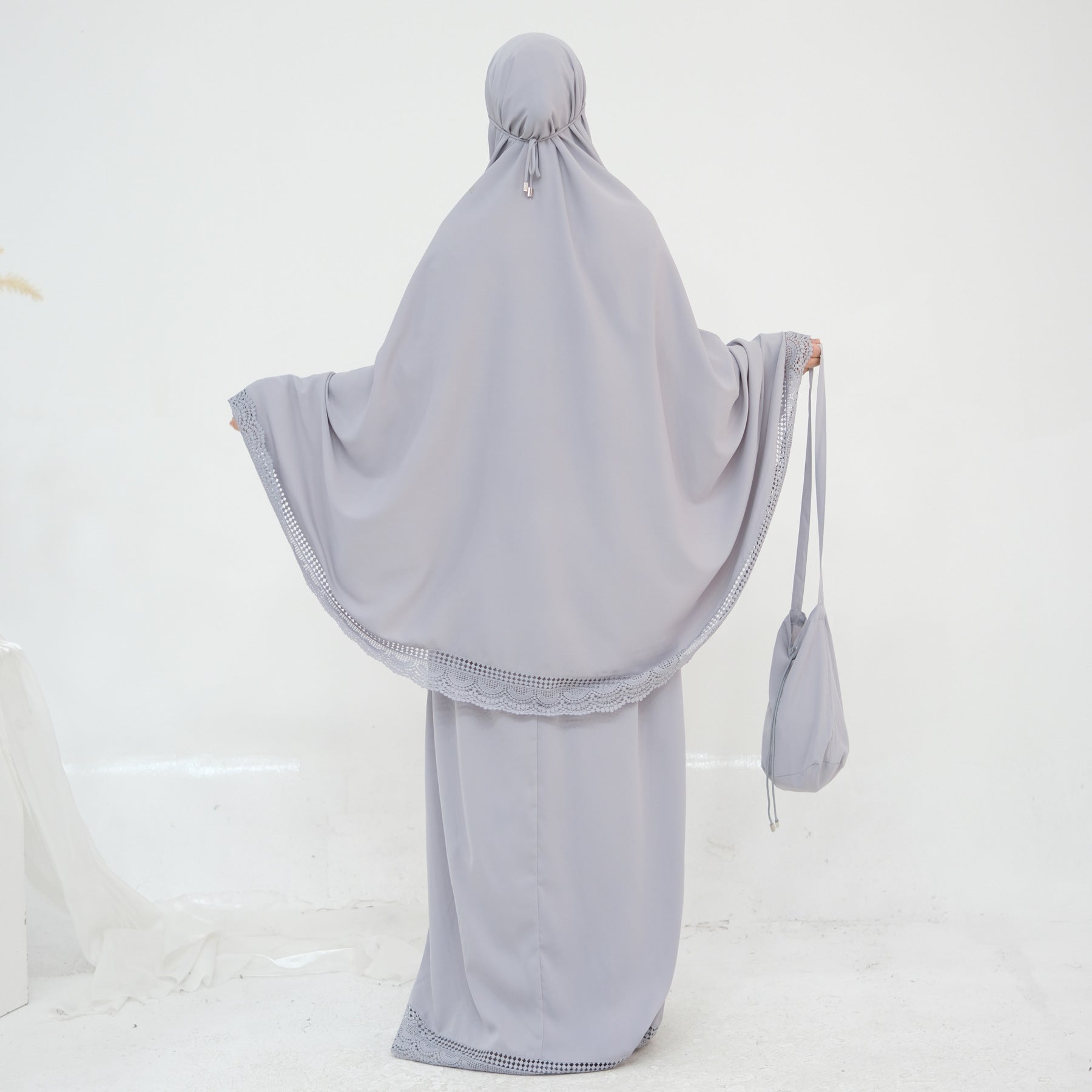 LR957  4-Piece Prayer Mat Storage Bag Lace Hijab & Skirt Set