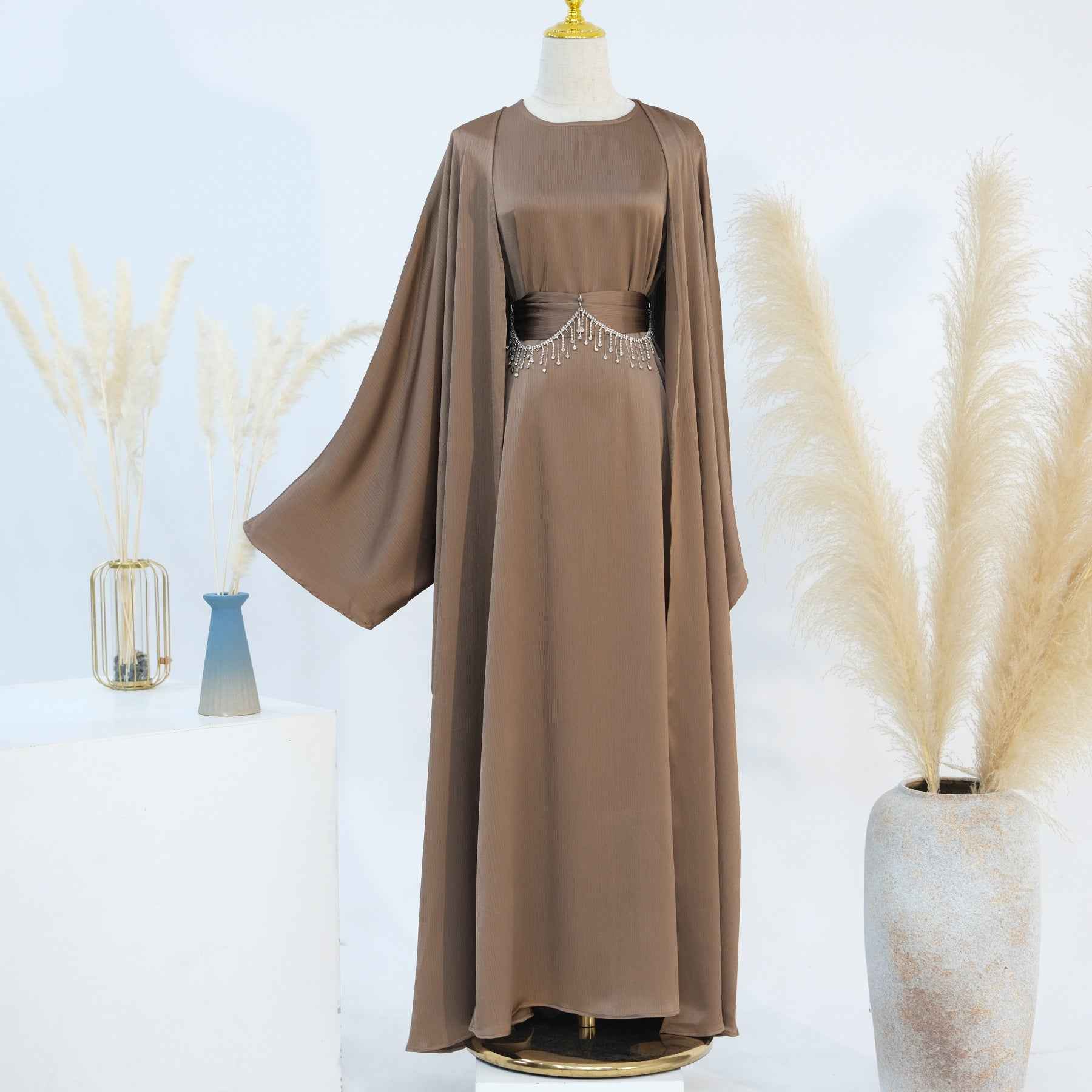 LR806  Elegant Abaya Two-Piece Set + Crystal Chain