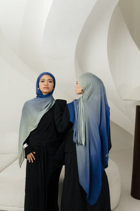 MYR002  Printed Modal Hijab – Elegantly Styled on Model