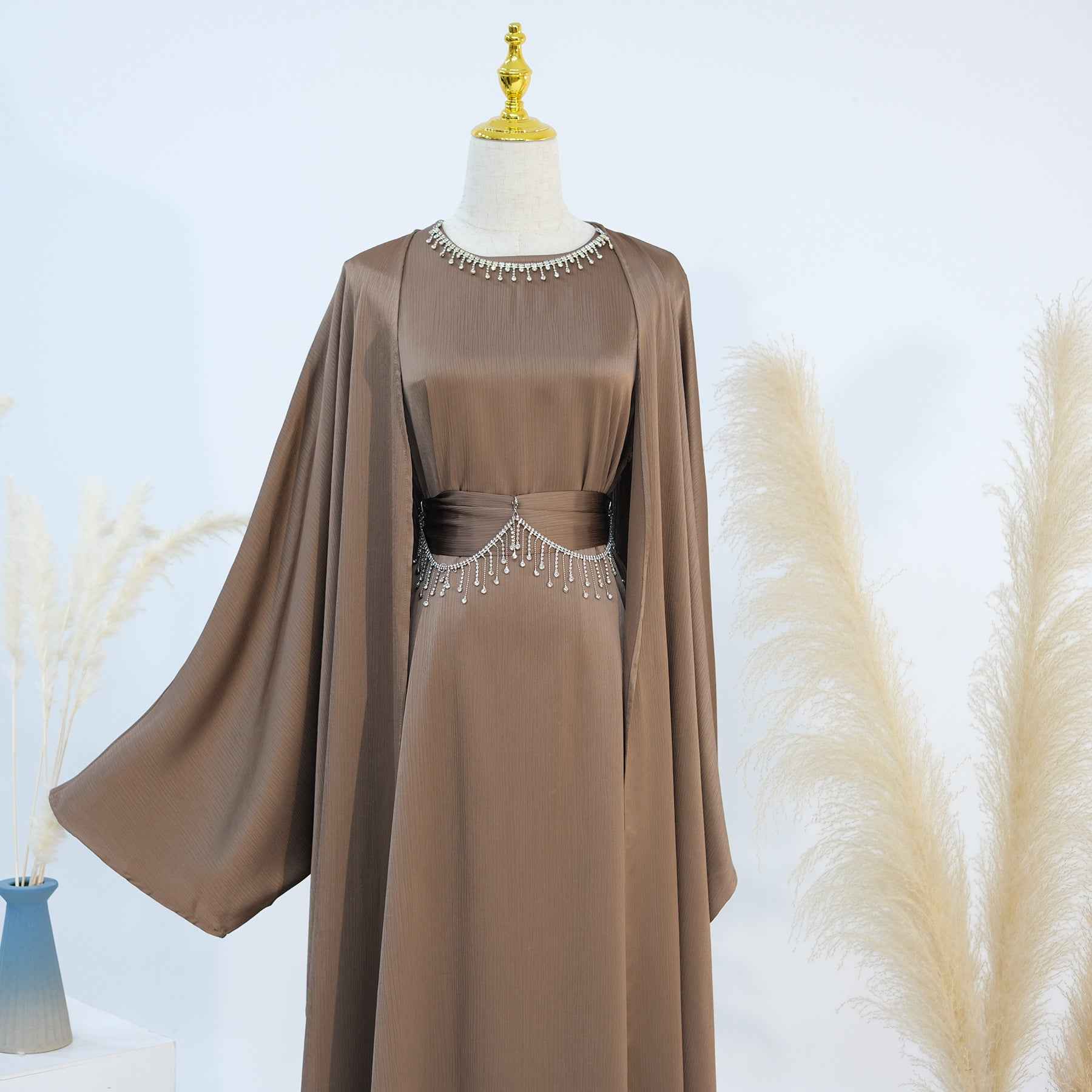 LR806  Elegant Abaya Two-Piece Set + Crystal Chain