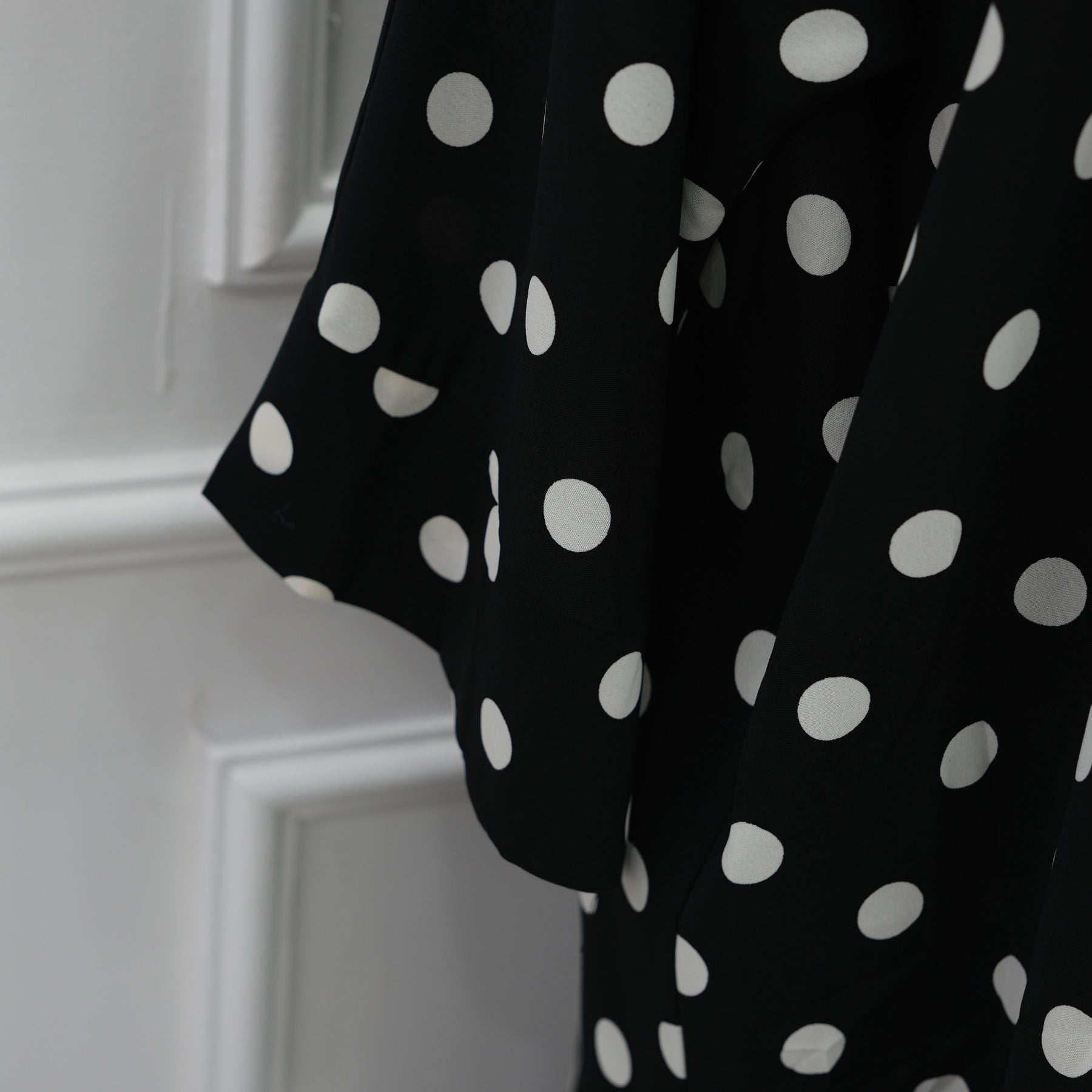LR1119  Women's Vibrant Polka Dot Cardigan & Hijab 2-Piece Set