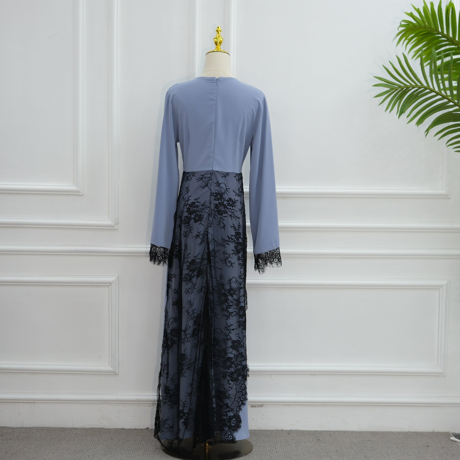 LR1174  Plus size lace panel long sleeve waist-cinching dress