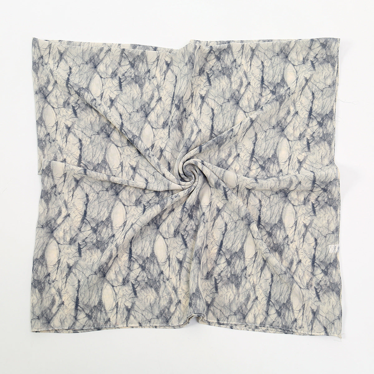 YW361  145*145cm small floral printed chiffon square scarf