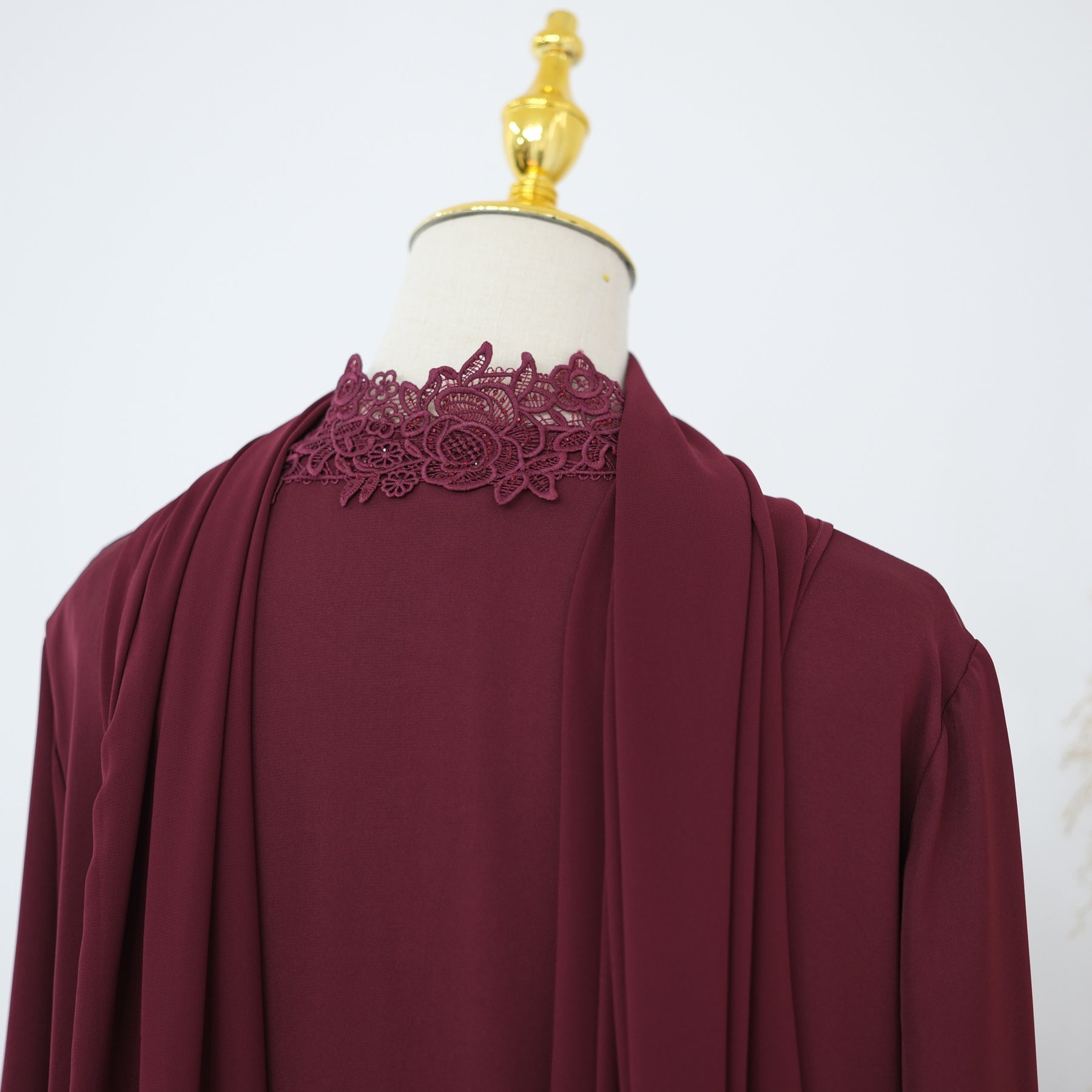 LR1191  Plain Nida Gold Foil Lace Open Abaya + Inner Layer + Hijab Set