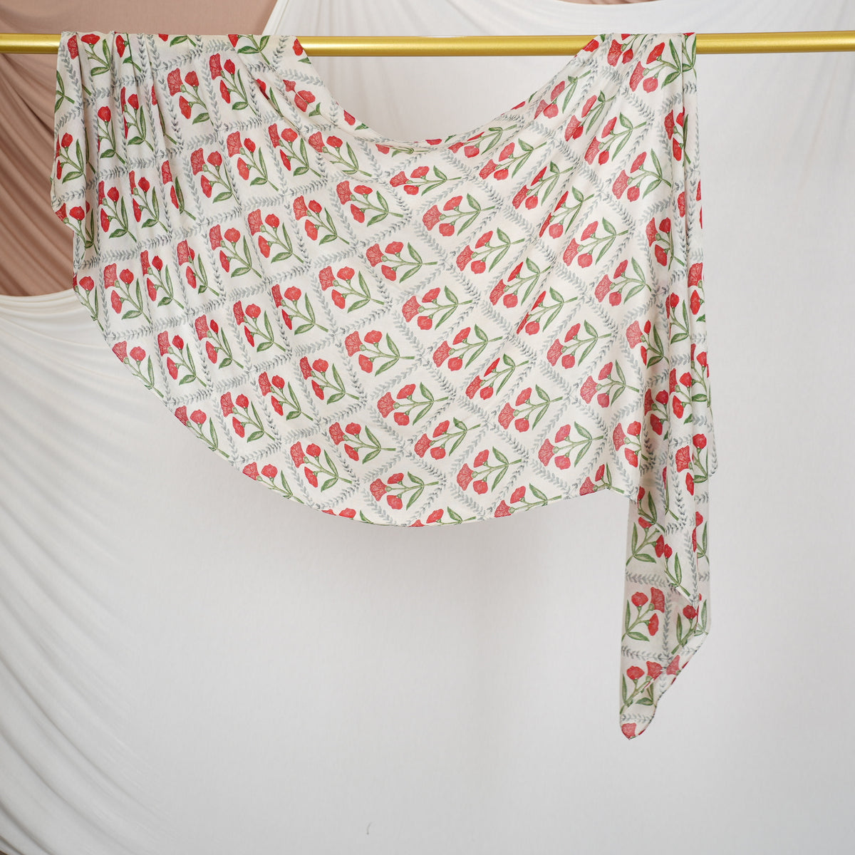 DL003  Double-Sided Modal Printed Single-Stitch Right-Angle Rolled-Edge Hijab
