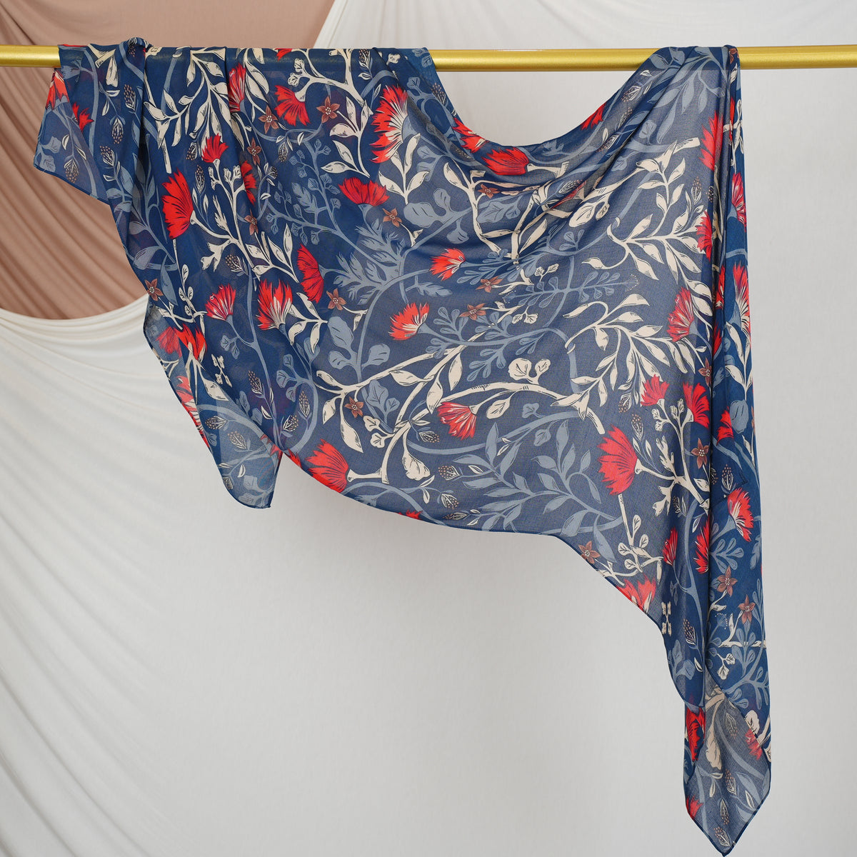 DL003  Double-Sided Modal Printed Single-Stitch Right-Angle Rolled-Edge Hijab