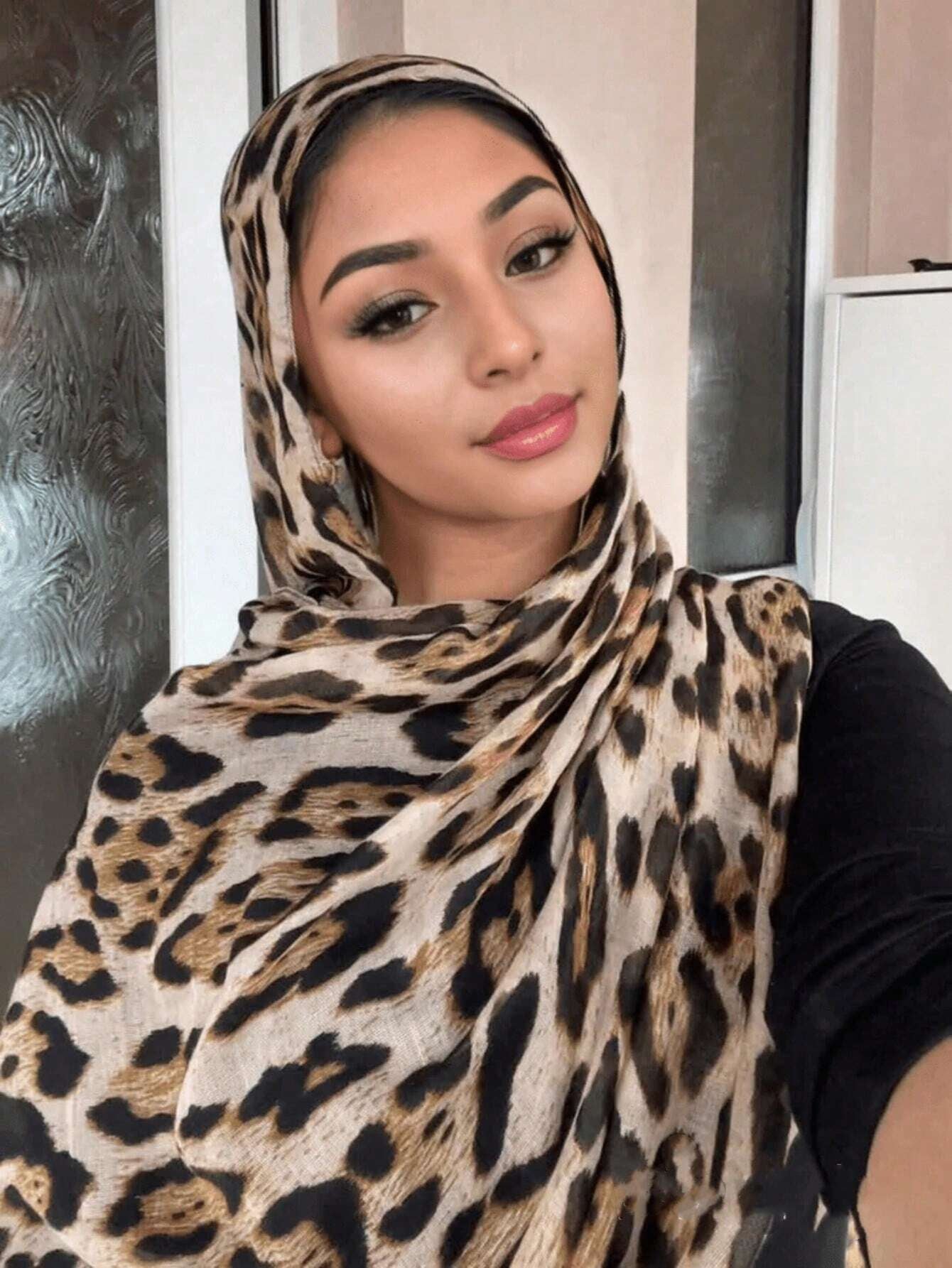 MYM04 Modal Leopard Style Scarf/hijab