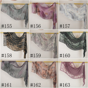 DL001  Modal printed hijab with square corners and rolled hem