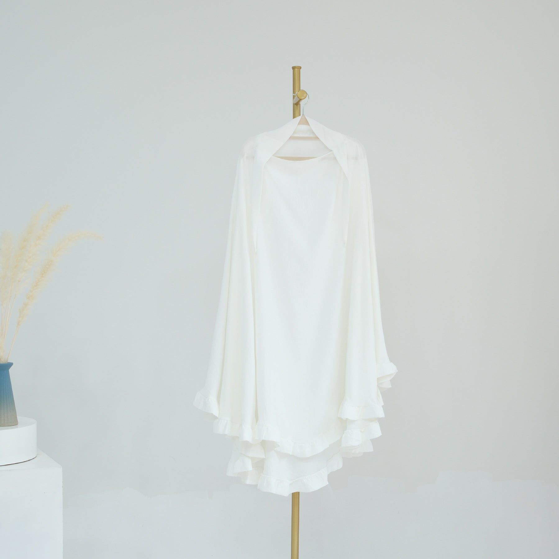 HJ912  Plain Polyester Ruffle Wide-Drape Hijab
