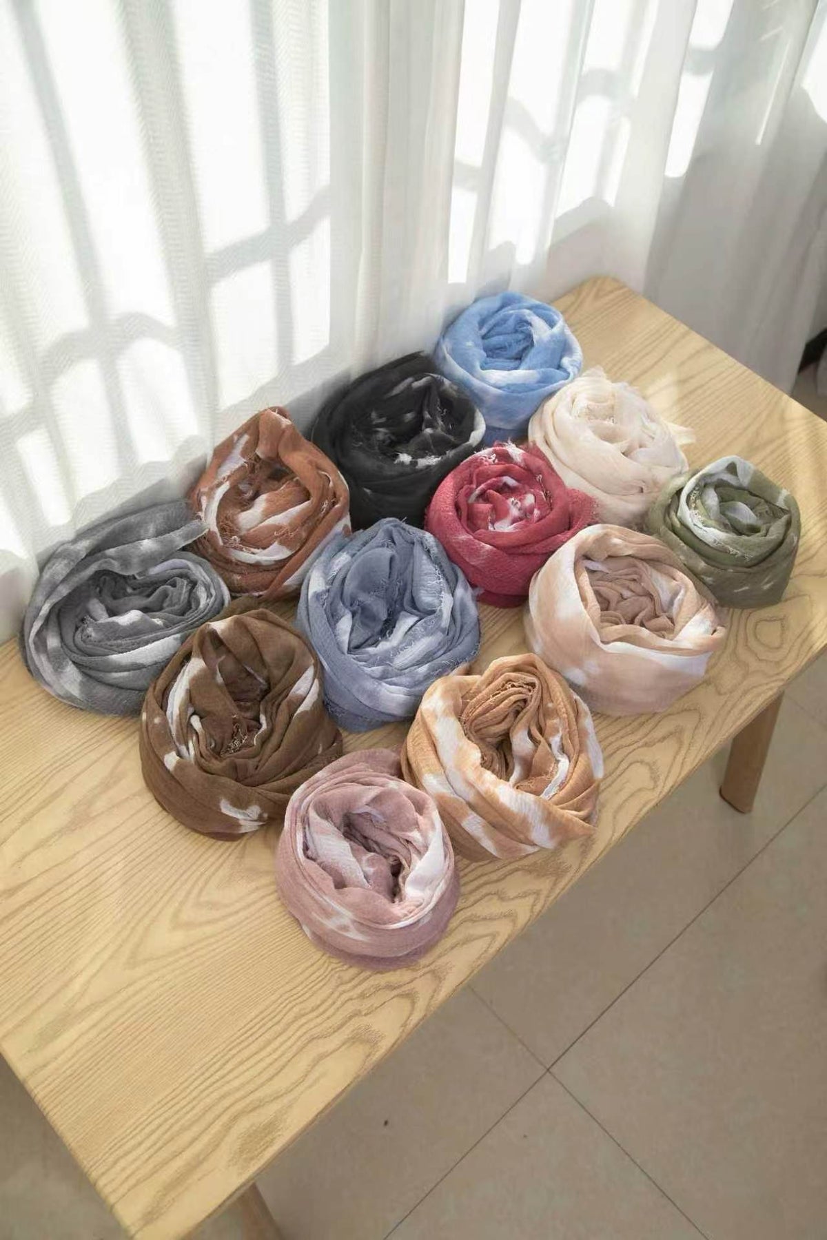 SS014  Printed Polyester Crinkle Four-Sided Short Fringe Hijab