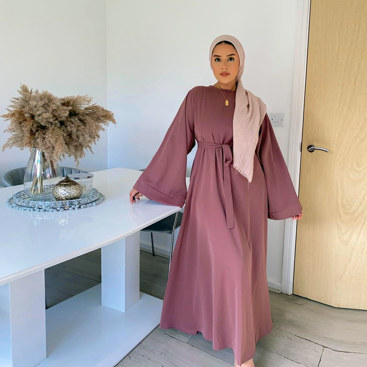 6394 Solid color lace-up Muslim abaya