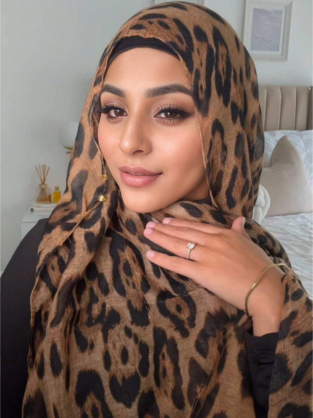 MY009  Polyester lightweight breathable leopard print hijab
