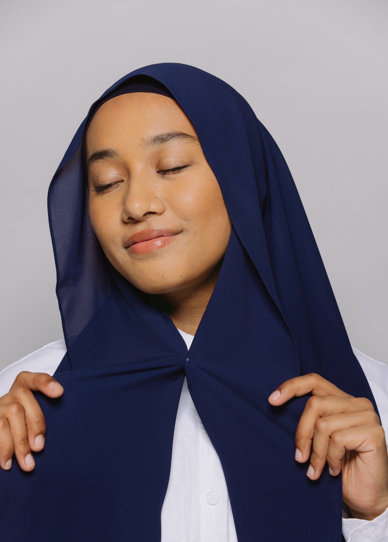 PW001  Exquisite chiffon hijab with built-in magnets