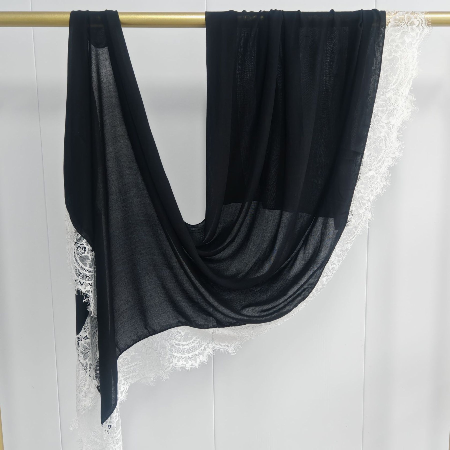 WJ079  Plain Modal Hijab with Lace Trim
