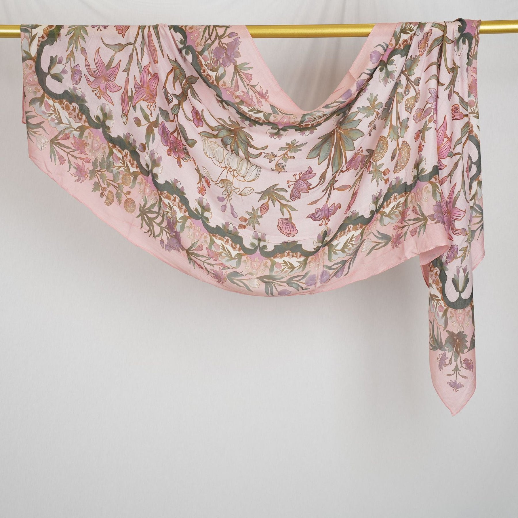 DL001  Double-Sided Modal Printed Single-Stitch Right-Angle Rolled-Edge Hijab