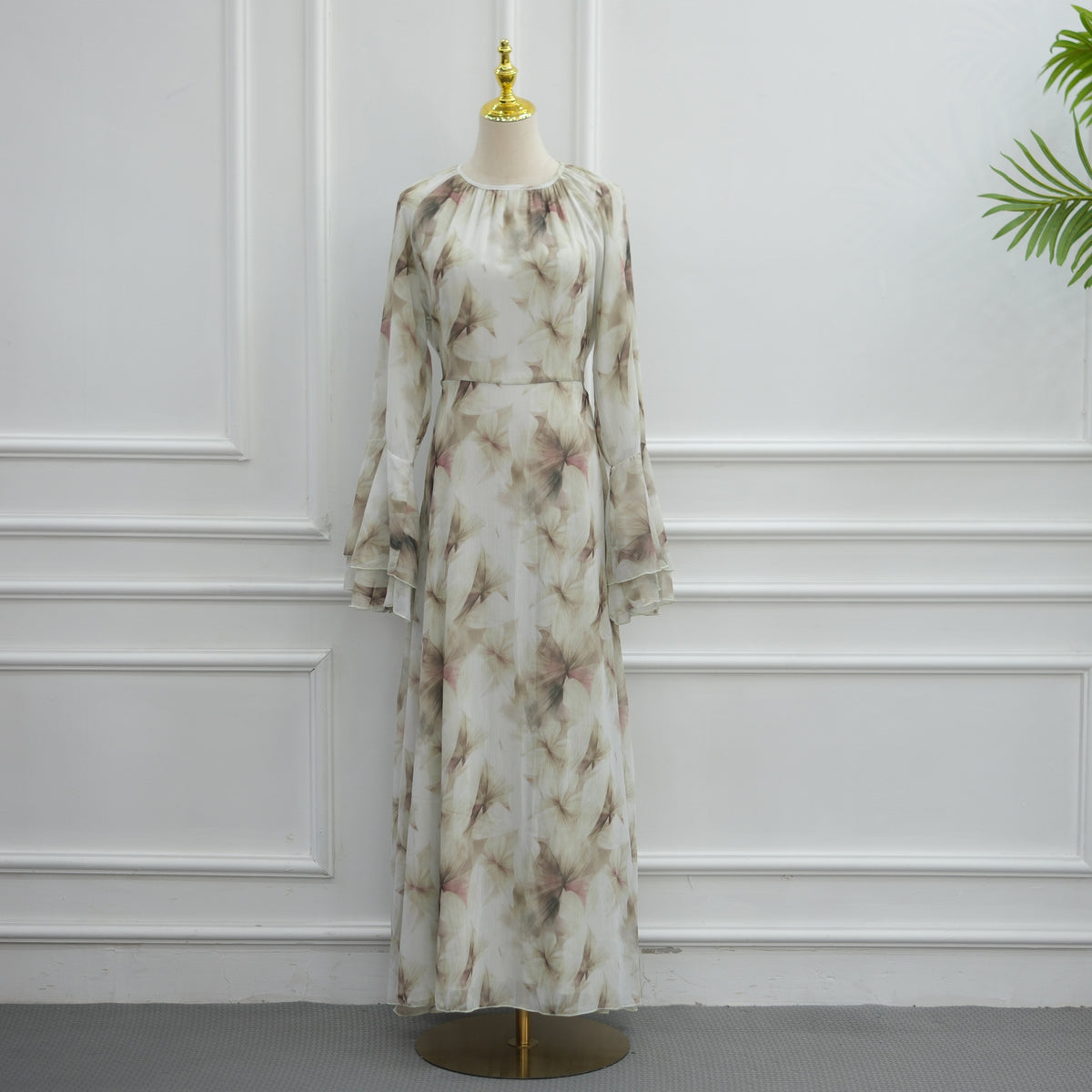 LR1338  Printed Double-Layer Chiffon Flare Sleeve Dress